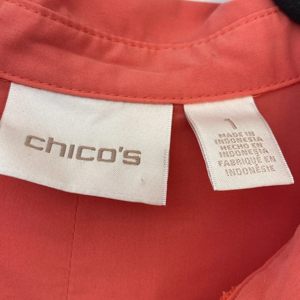 Chico’s Size 1 Solid Hidden Button Down Utility B… - image 4